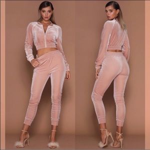 Brand new blush pink set